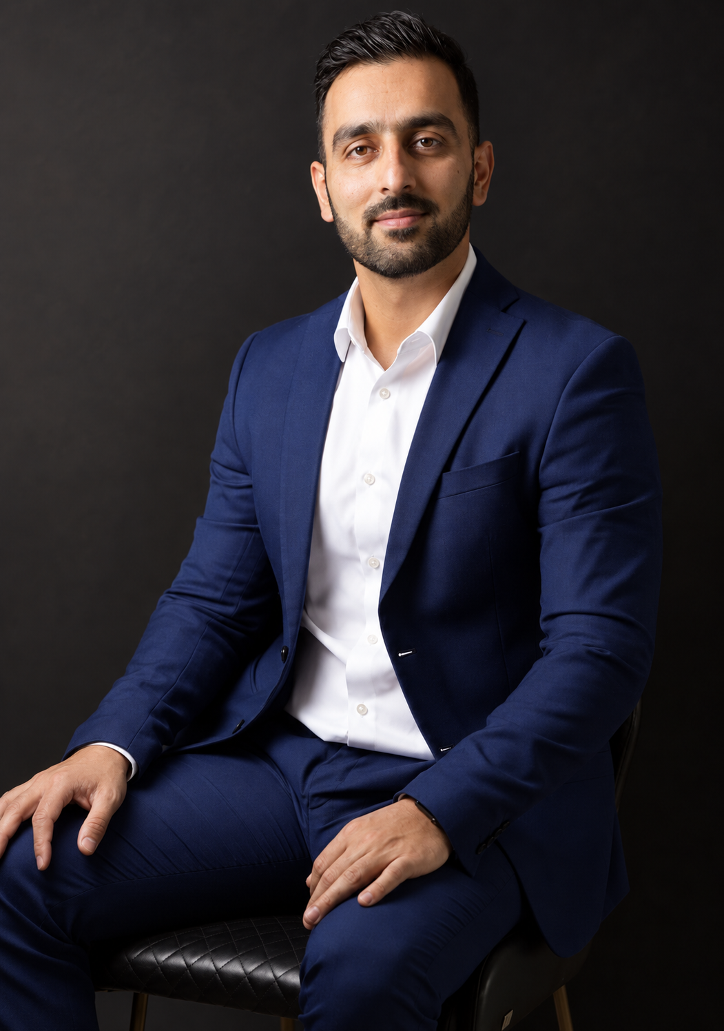Anmol Dhingra, Founder and Principal Finance Broker